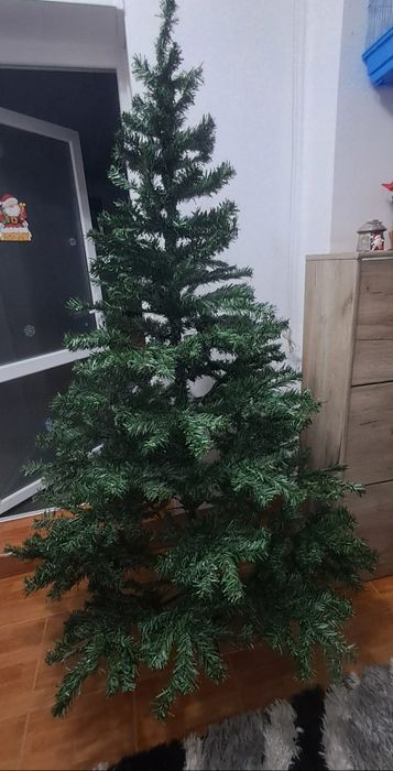 Brad artificial  180 cm înălțime