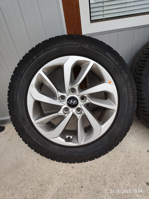 17/5/114,3-ХЮНДАЙ ИХ 35,ТУКСОН,с добри ЗИМНИ гуми-225/60/17-перфектни