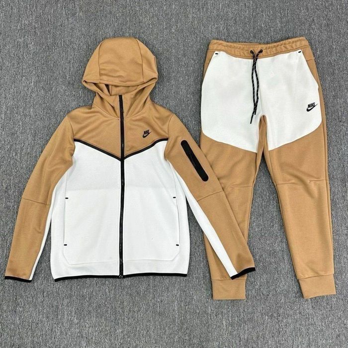 Tech fleece kzzzz