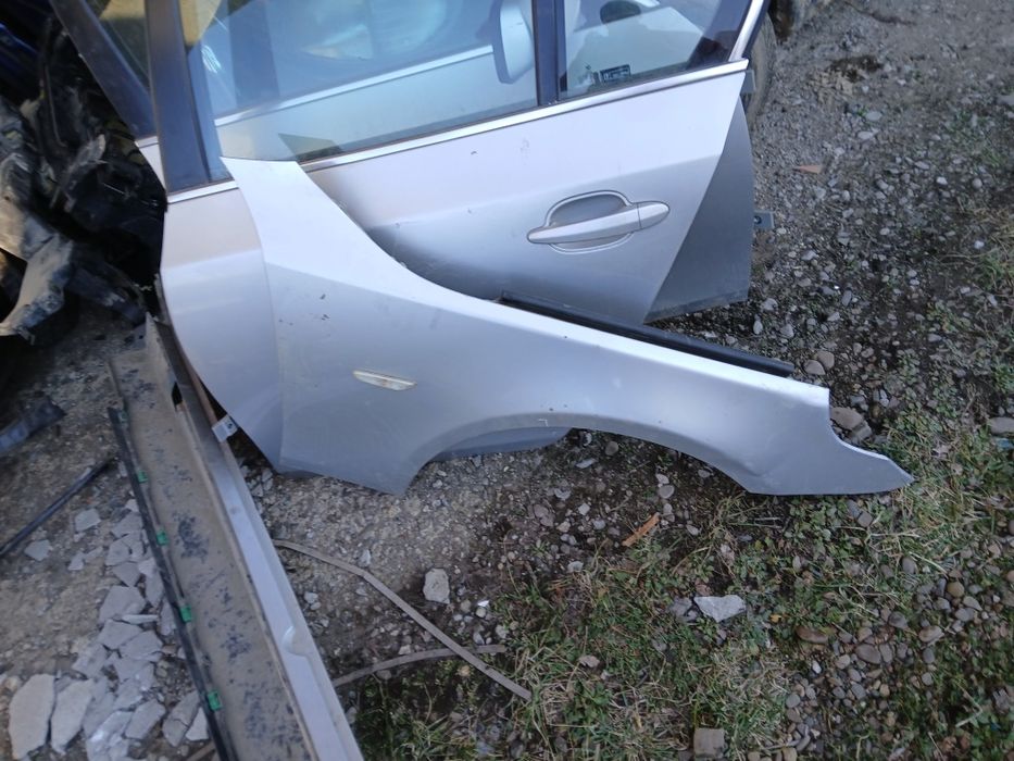 Aripa dreapta bmw e60