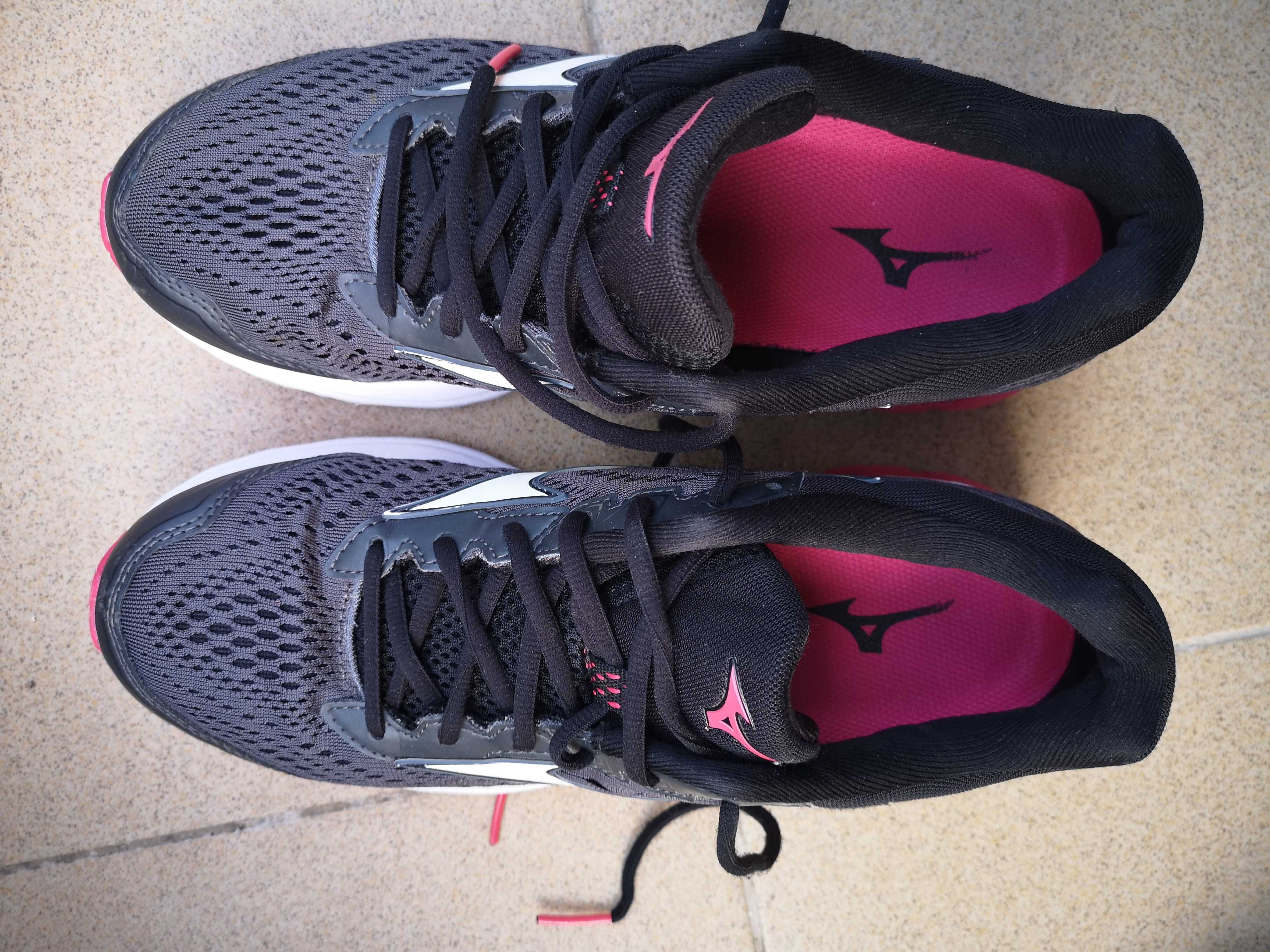 Дамски маратонки Mizuno wave rider 41 номер