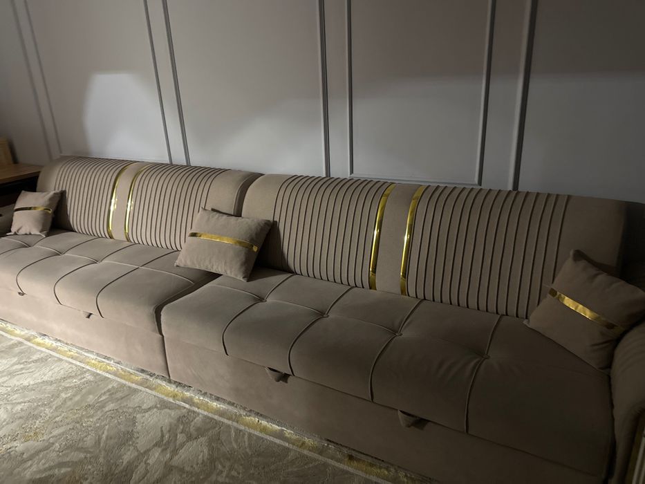 Диван в гостиной