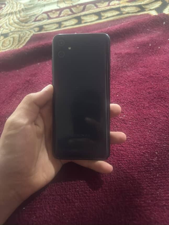 SAMSUNG 04 e срочно