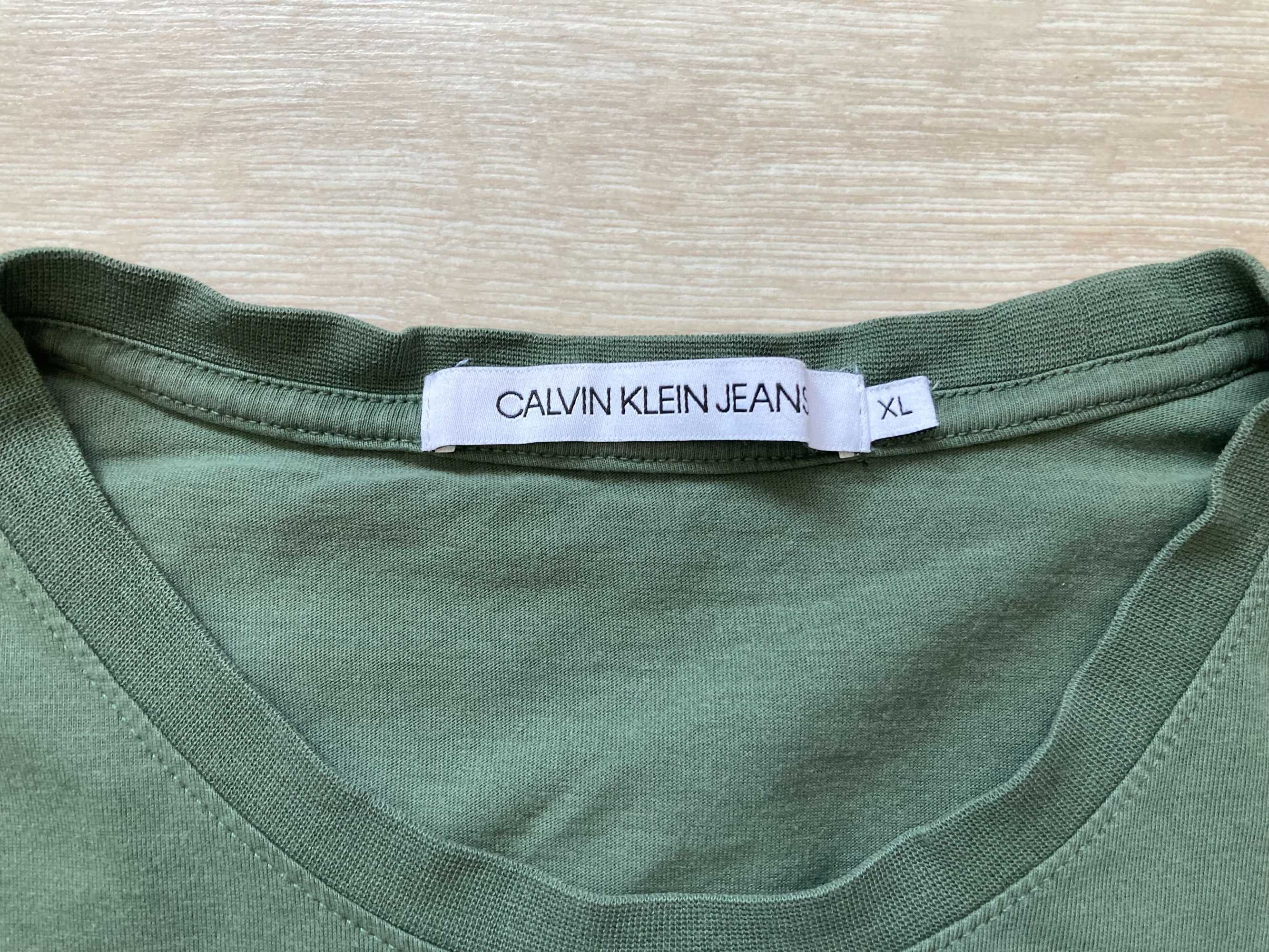 Calvin Klein мъжка тениска размер XL