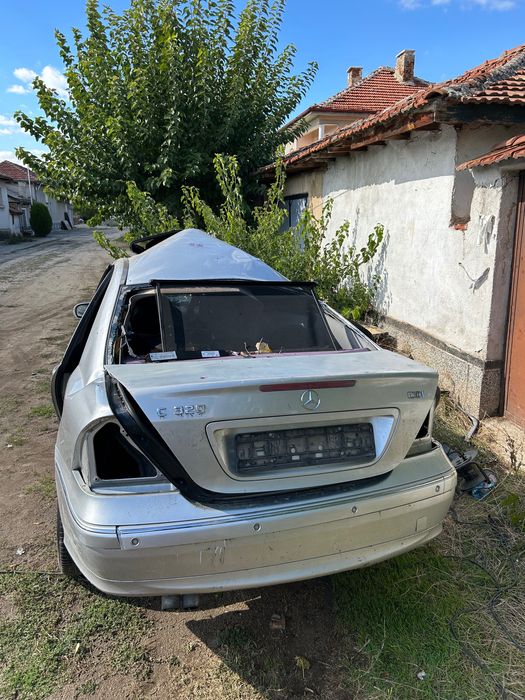 Mercedes C-Class CDI320