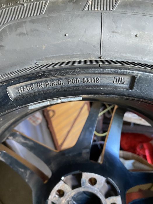 Джанти “Mercedes Viano“ 18“ 5x112 et:45 гумите са dot:3922