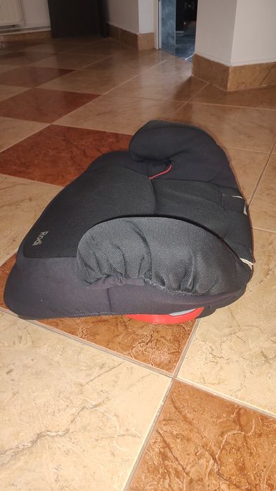 Scaun înălțător auto