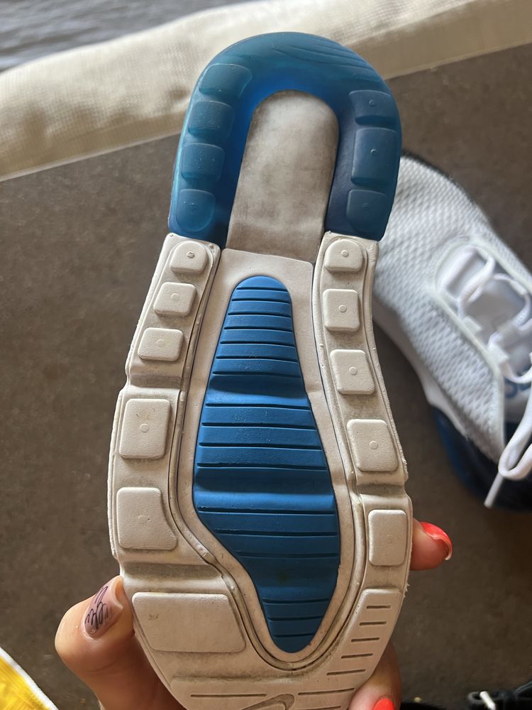 Детски маратонки nike air max 270