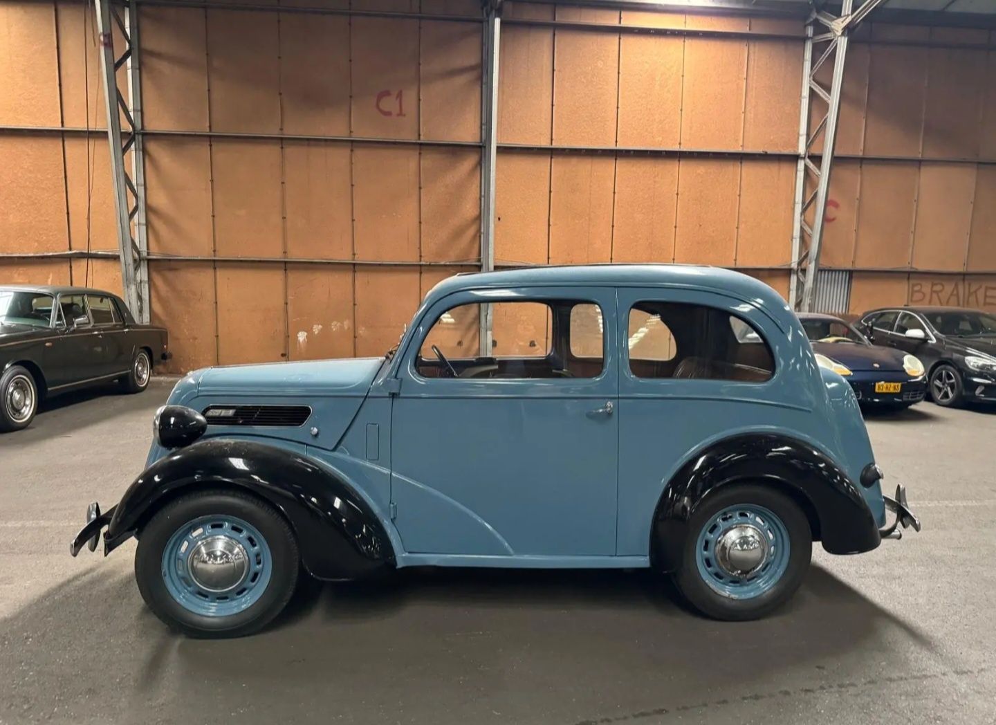 Ford anglia 1949