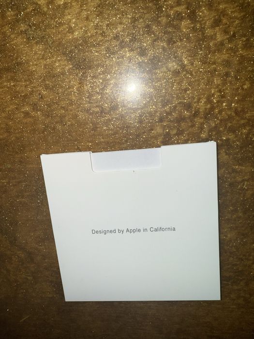Vand casti airpods