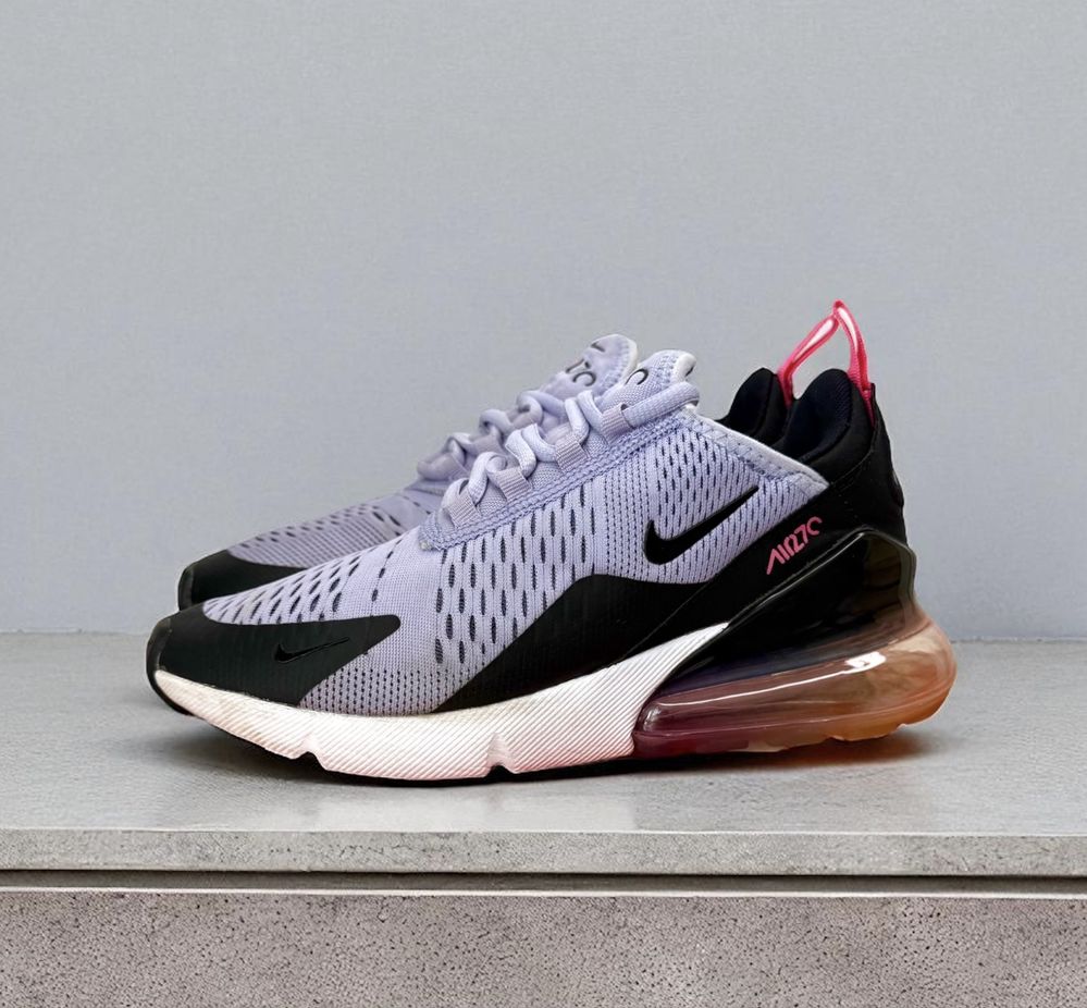Nike Air Max 270 (38) Дамски Маратонки