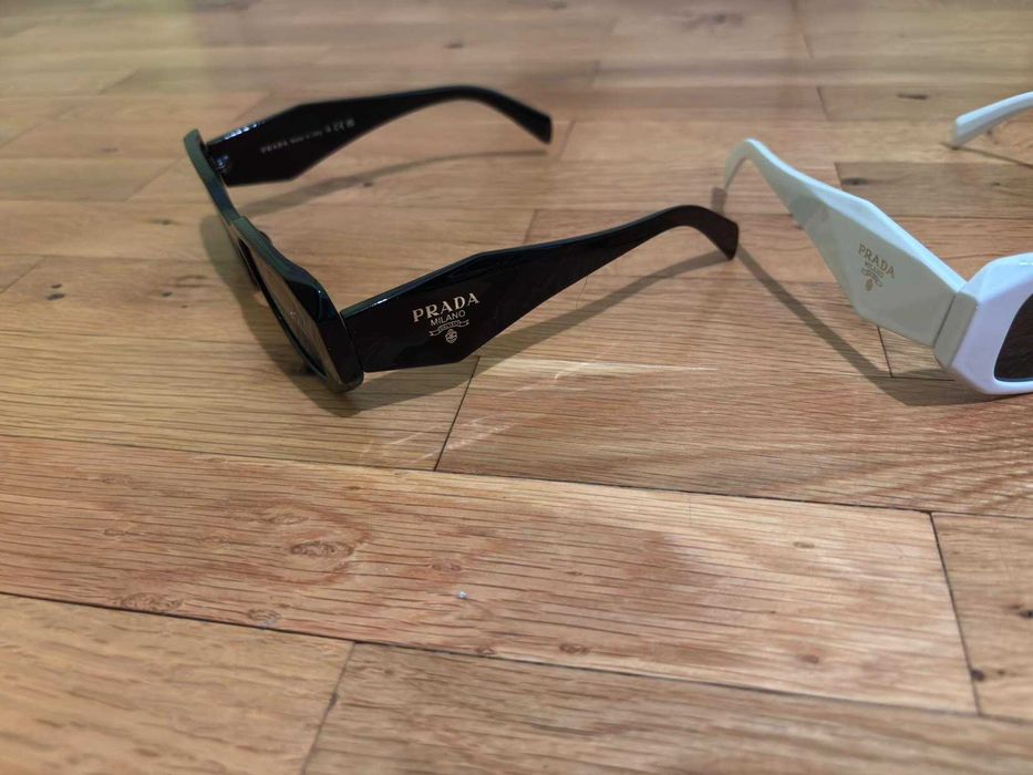 Prada luxury очила