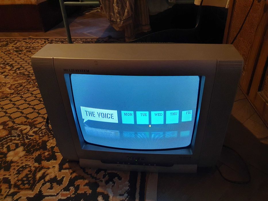 телевизор NEO работещ