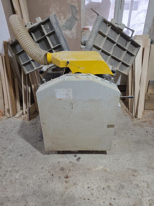 Utilaj grosime 380 v
