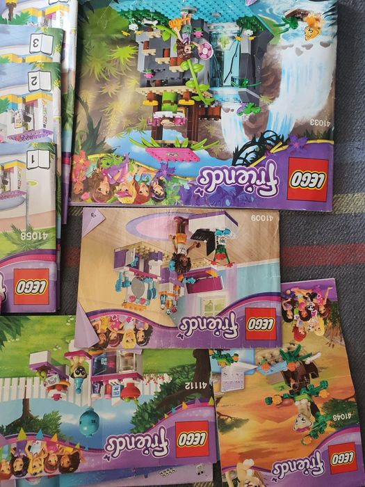 Очень много лего с инструкциями