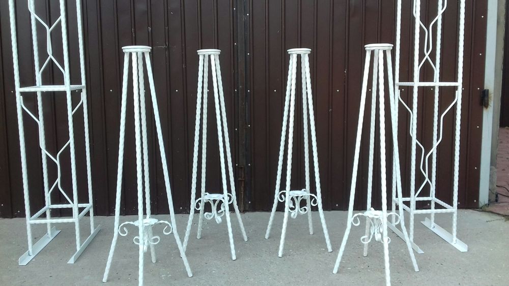 Arcada ptr nunti si stalpi suport ptr flori