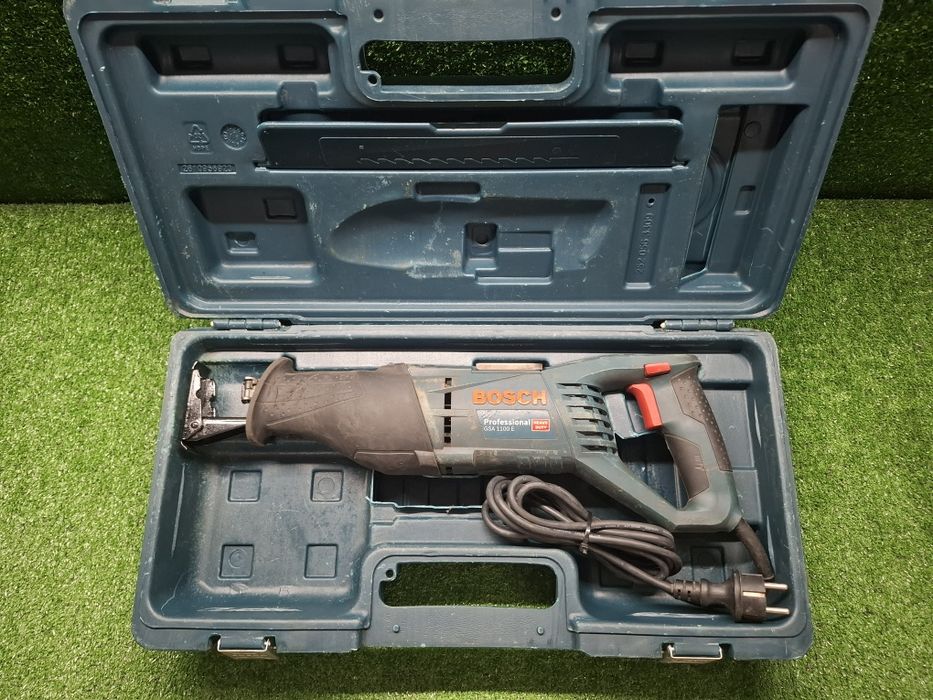 Саблен трион на Bosch GSA 1100 E