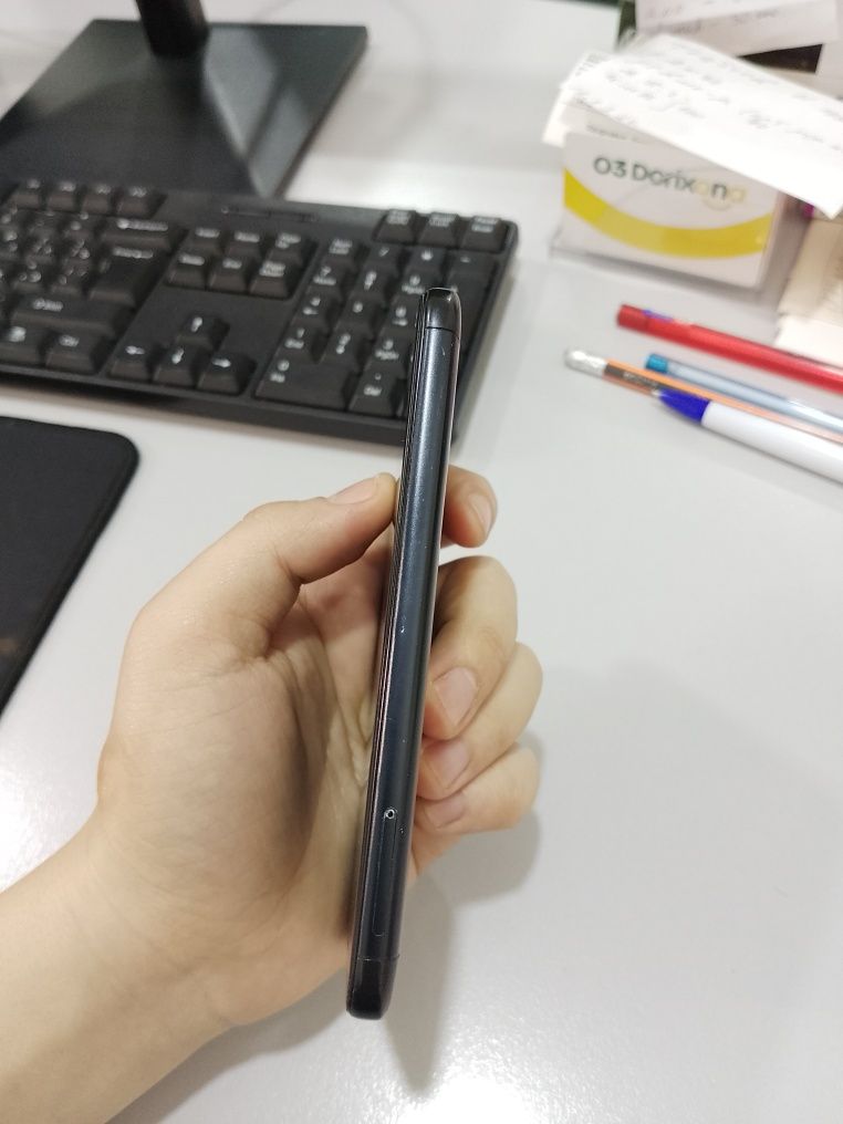 Телефон смартфон недорогой Xiaomi Redmi x4