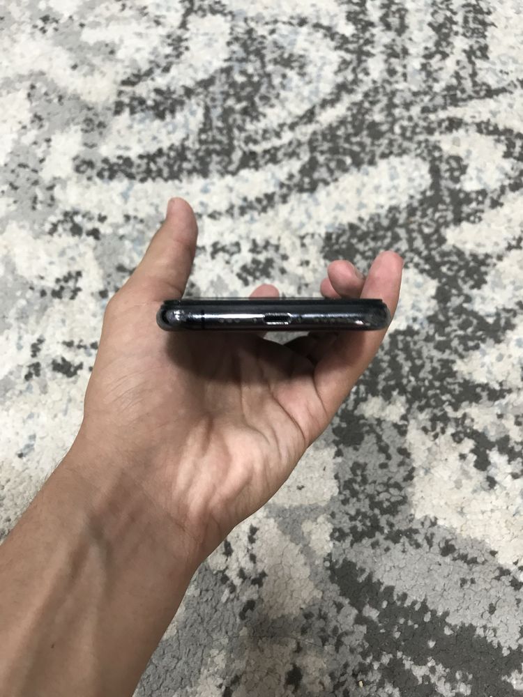 Iphone xs sotiladi