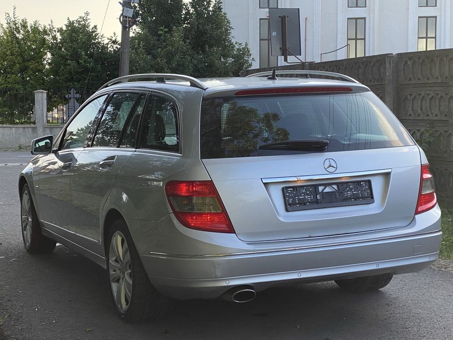 Mercedes C-Class Blue Effiency 2.2 Diesel