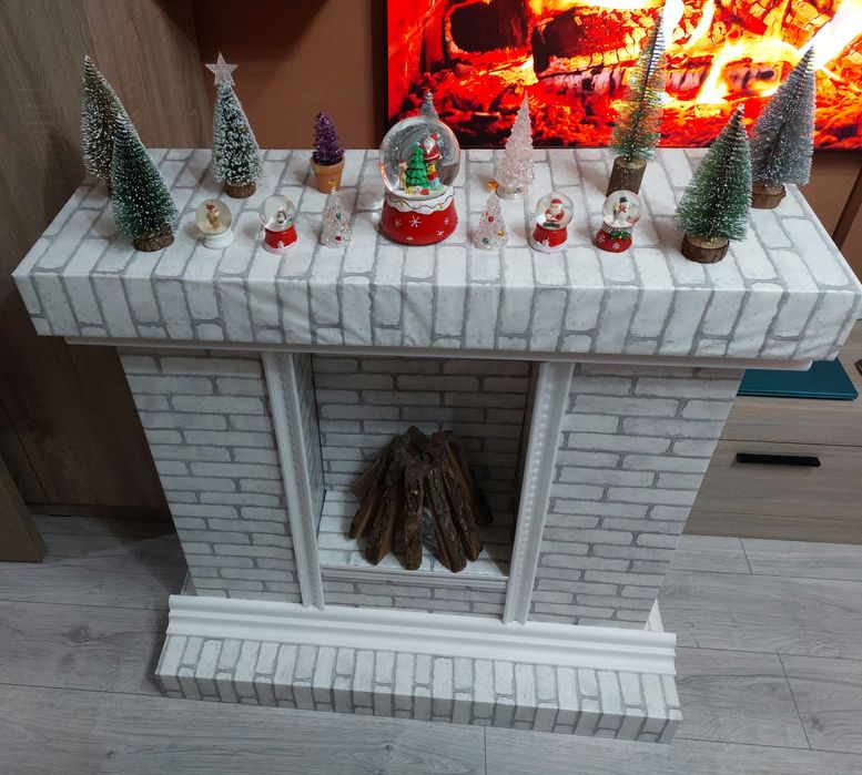Semineu Decorativ pentru Crăciun, montabil si demontabil