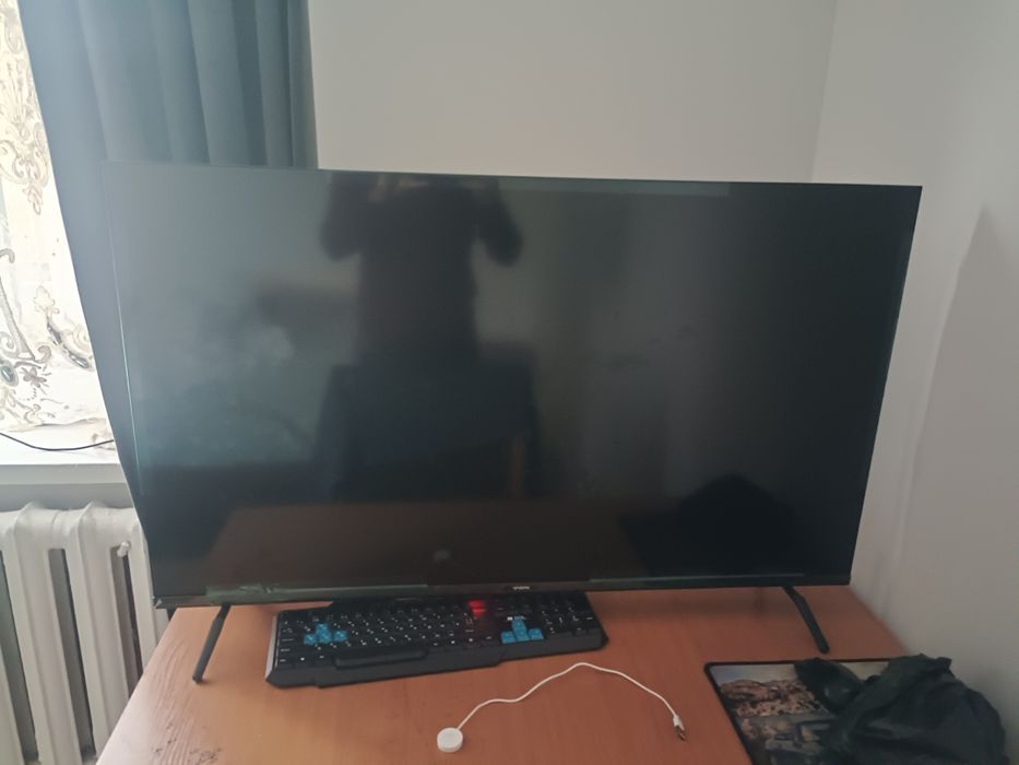 Продам телевизор новый месяц пользовались