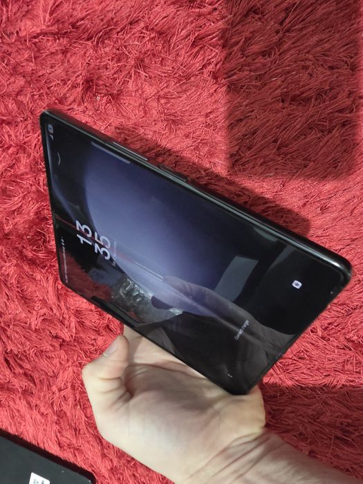 -Samsung Z Fold 5, ca Nou, 512Gb, 12Ram, folosit foarte puțin, Black,