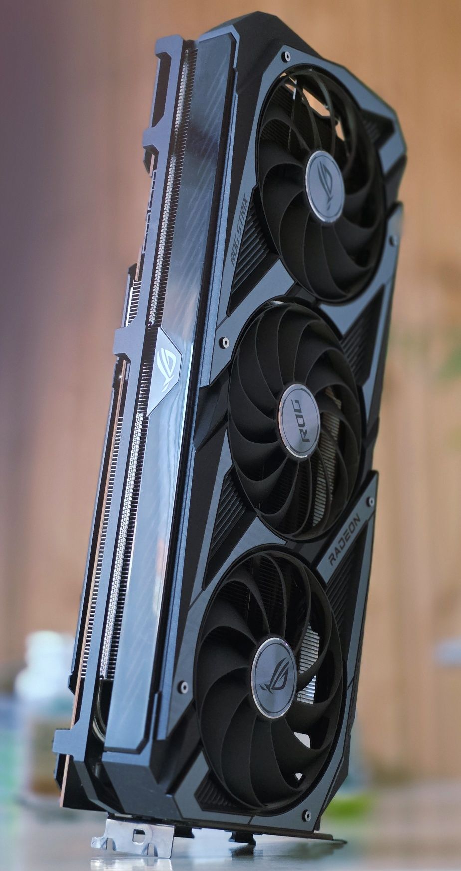 Placa video ASUS ROG RX 6700 XT 12GB GDDR6 OC Gaming