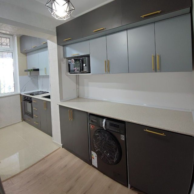 Biz xarhil turdagi mebilar ishlab chiqaramiz