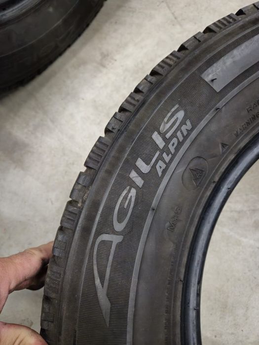 2 anvelope iarna Michelin 225 65 16C