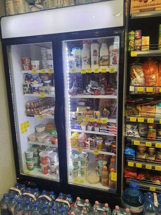 Хладилна Витрина Фригоглас