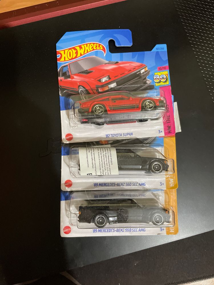 Hot wheels toyota supra, mercedes-benz 560 sec amg