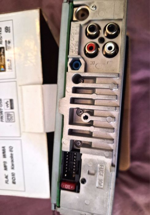 Vând Radio MP3 Player SONY A410, USB,Bluetooth, AUX, Negru