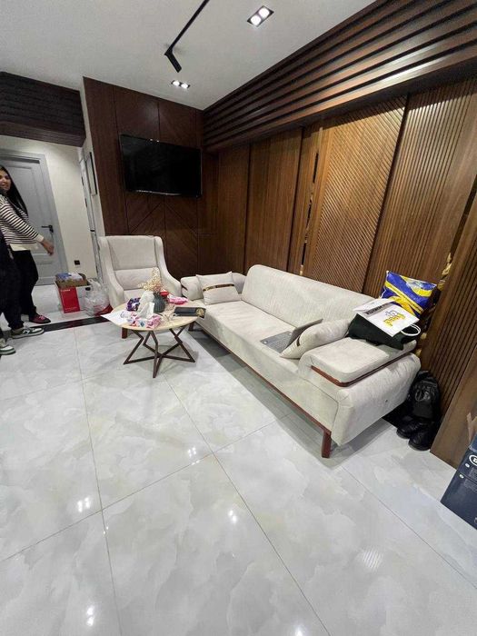 Продается помещение офис с арендатором в центре на Ц-5 80м2