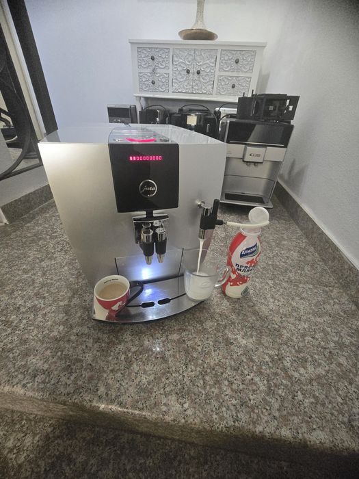 Кафемашина Jura j701