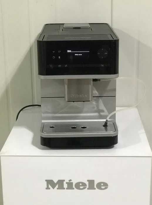 Кафе машина Miele CM 61