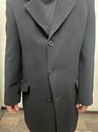 продам мужское пальто
