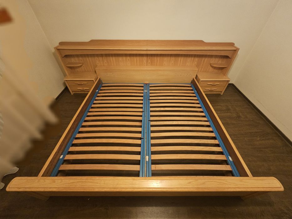 Vand pat de 200x200 cm