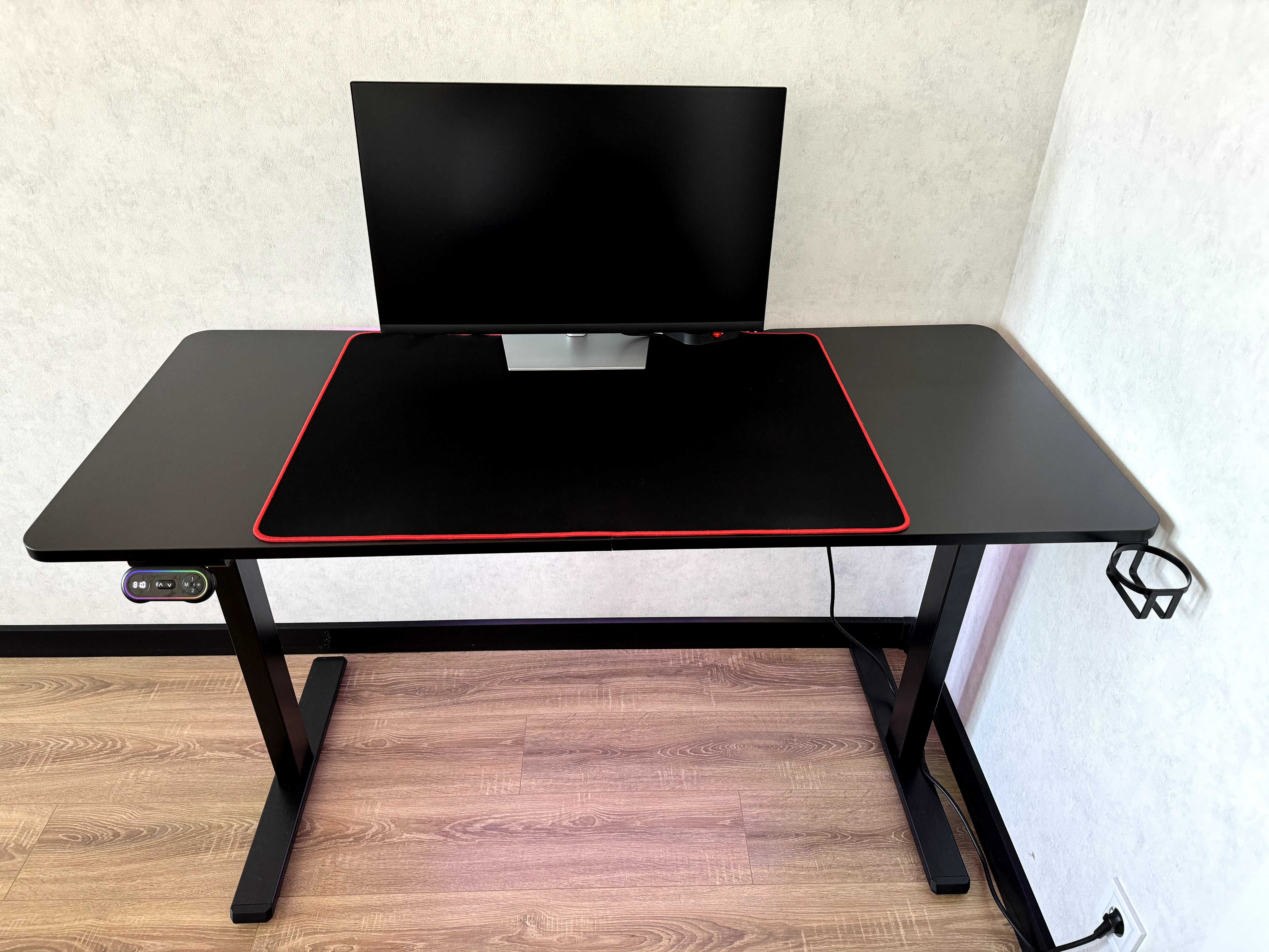 Компютърно бюро с електрическа настройка и RGB OfficePro ODE514