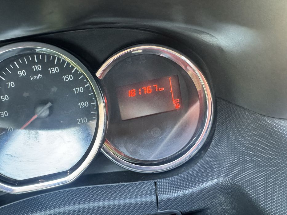 Nissan tiida 1.5 dci