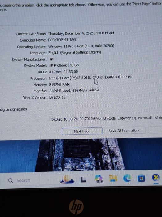 Laptop Hp cu i5 generatia a 8 a , windows 11