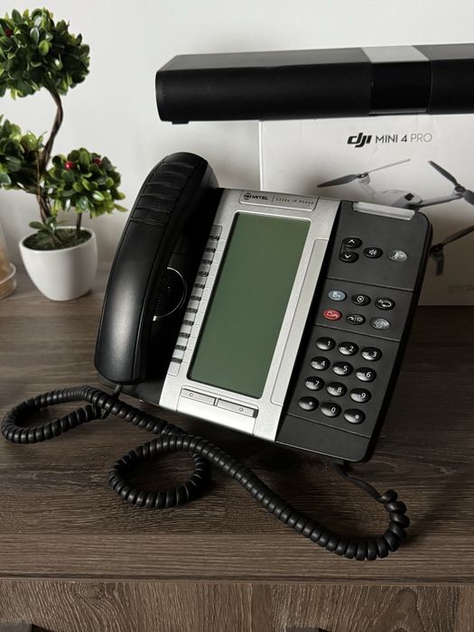 Mitel IP5330E DeskPhone cu Fir Telefon Fix