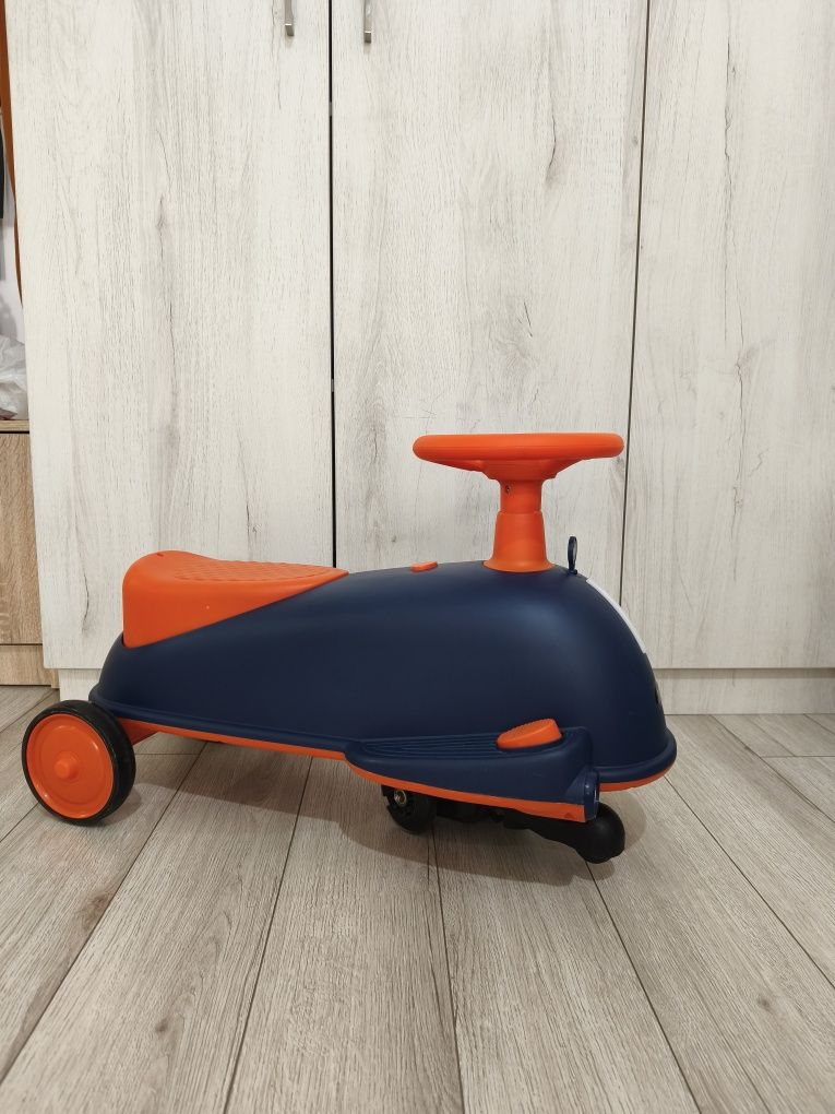 Scuter muzical, Noriel Aventura, Swing car electronic