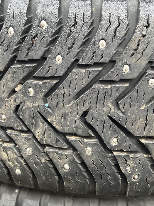 Anvelope 215/70R16-Nokian