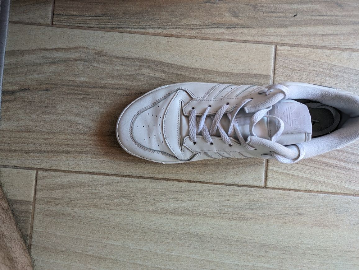 Adidas Rivalry Low 44 номер