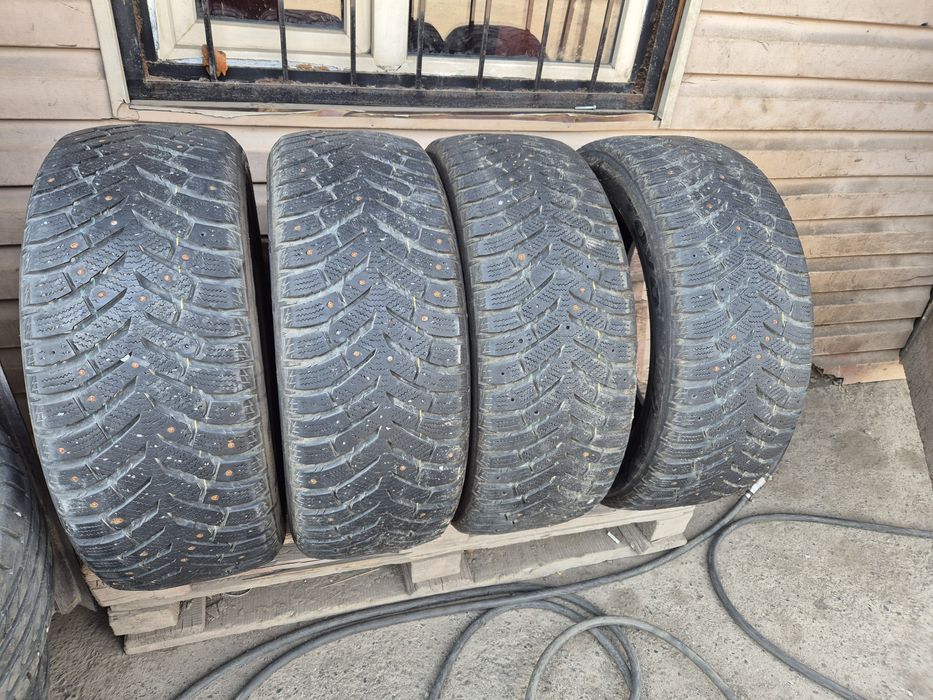 Продам комплект резины