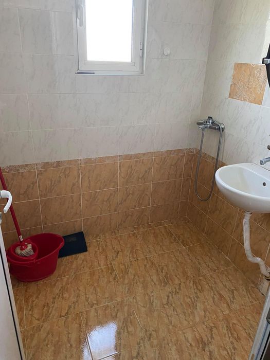 Дава се под наем Двустаен апартамент в Пловдив, Коматево - 48 кв.м за 408 € - Снимка #2