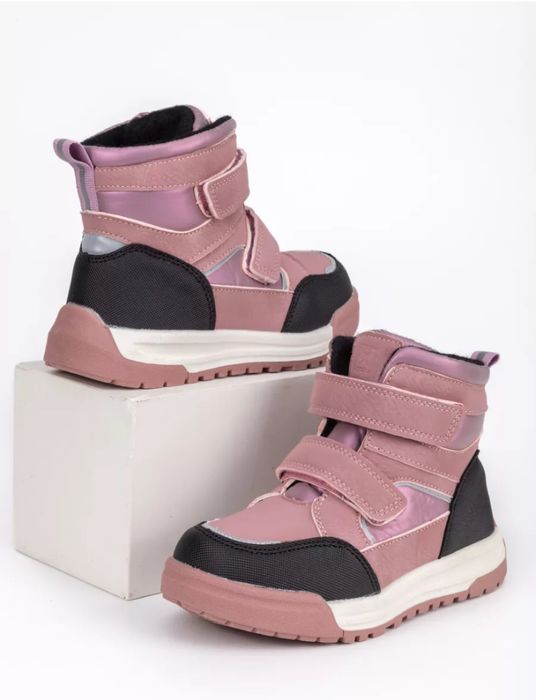 Ботинки демичезонные 28 и 30 размер