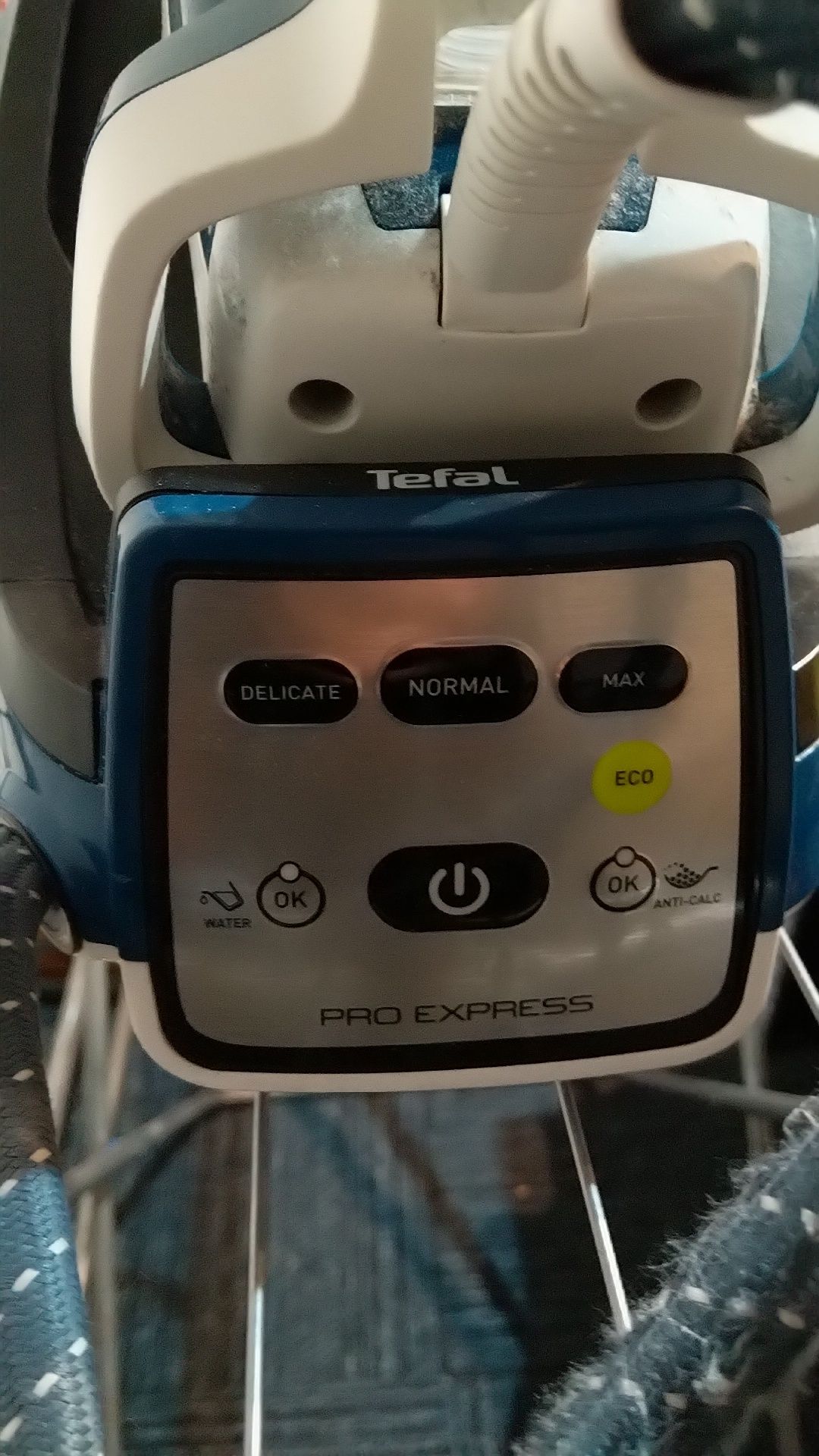 Statie de calcat Tefal pro express