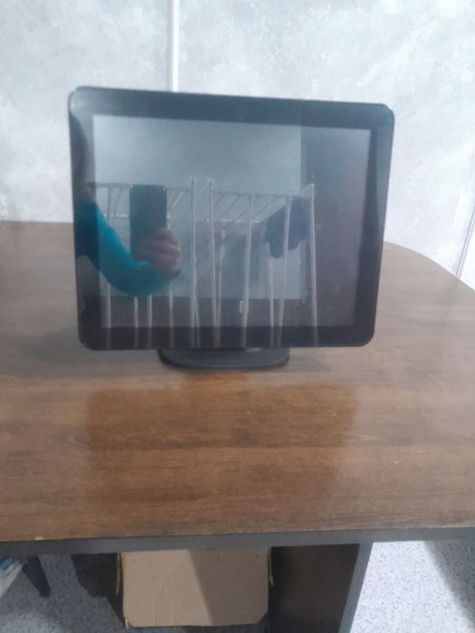 Продаю сенсорный моноблок